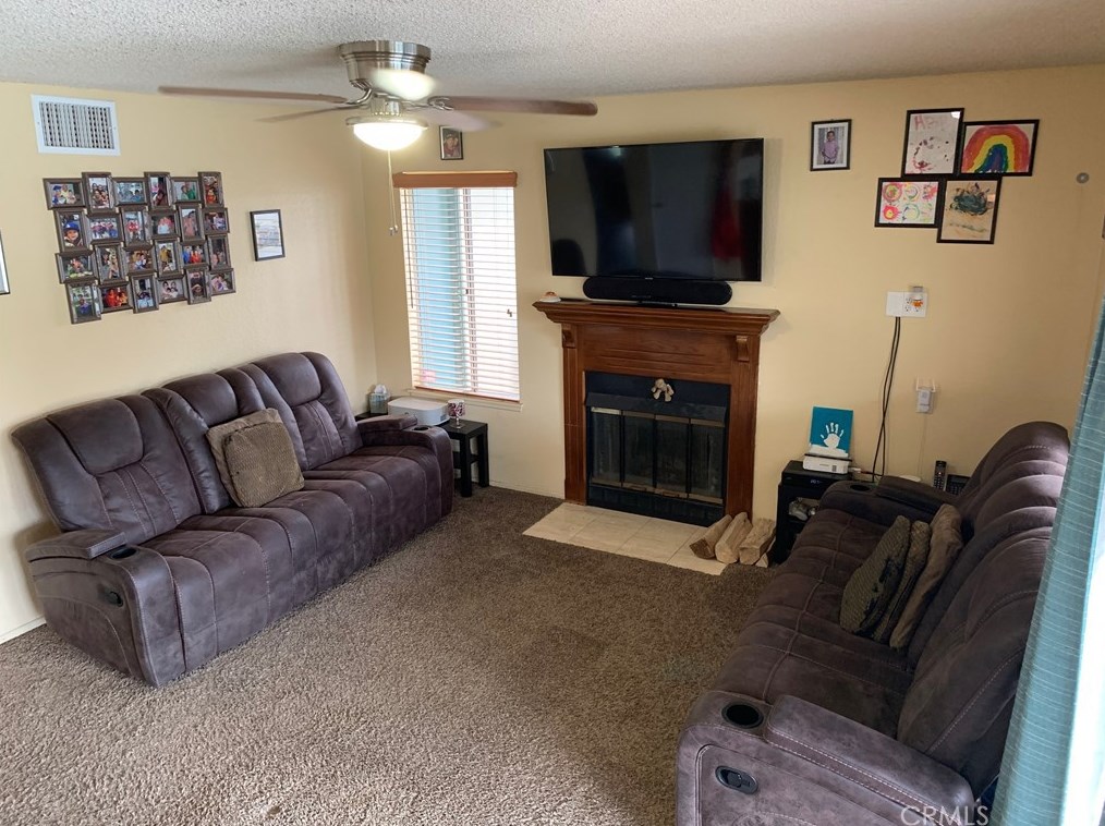 10701 Canyon Vista Rd, Moreno Valley CA  92557-3000 exterior