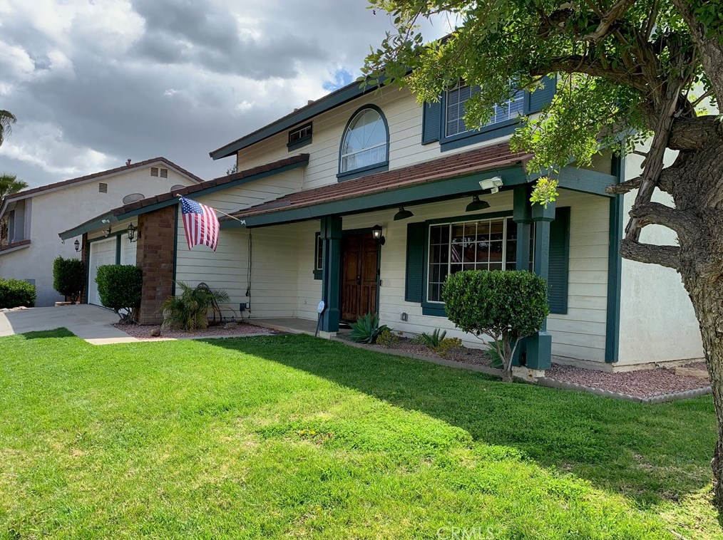 10701 Canyon Vista Rd, Moreno Valley CA  92557-3000 exterior