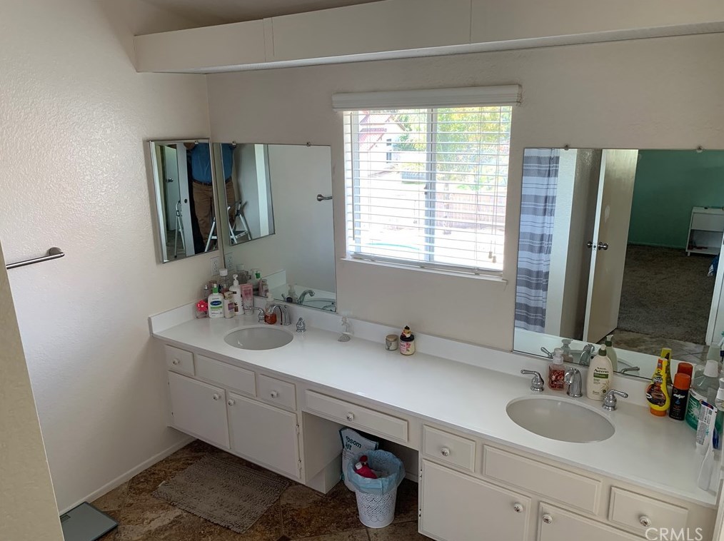 10701 Canyon Vista Rd, Moreno Valley CA  92557-3000 exterior