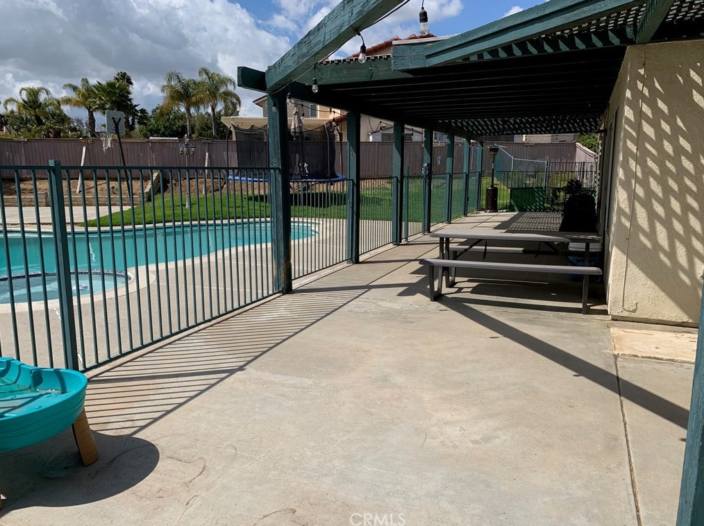 10701 Canyon Vista Rd, Moreno Valley CA  92557-3000 exterior