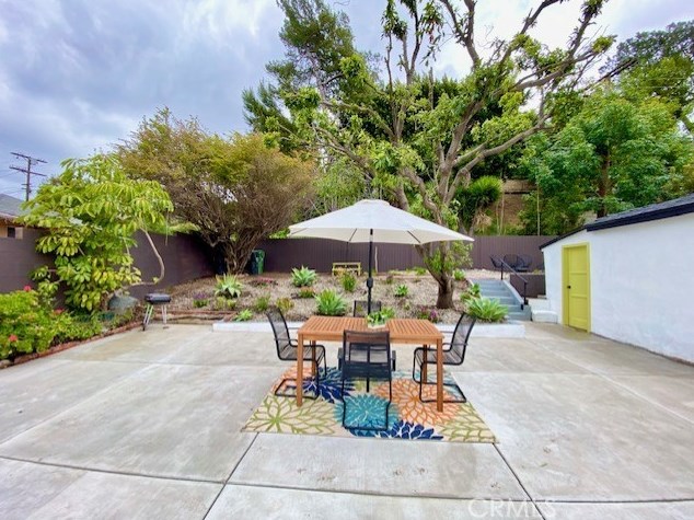 2402 Eastern Ave, Los Angeles CA  90032-3226 exterior
