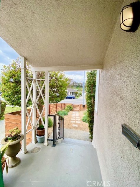 2130 Eastern Ave, Los Angeles CA  90032-3816 exterior