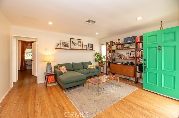 2130 Eastern Ave, Los Angeles CA  90032-3816 exterior