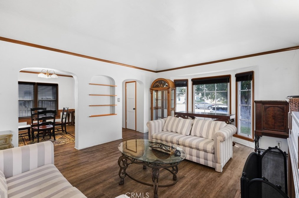 4039 60th St, Los Angeles CA  90043-3636 exterior