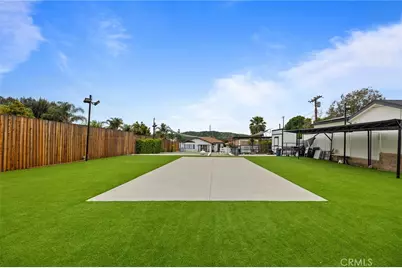 10635 Foothill Boulevard, Sylmar, CA 91342 - Photo 35