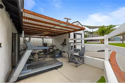 10635 Foothill Boulevard, Sylmar, CA 91342 - Photo 23