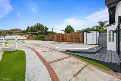 10635 Foothill Boulevard, Sylmar, CA 91342 - Photo 37