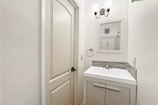 3610 Kalsman Dr, Los Angeles, CA 90016 - Photo 13