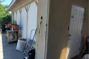 6300 Holmes Ave, Los Angeles, CA 90001 - Photo 3