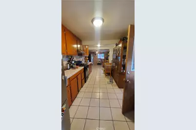 6300 Holmes Avenue, Los Angeles, CA 90001 - Photo 7