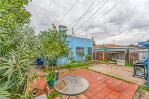 771 W 91st St, Los Angeles, CA 90044 - Photo 11