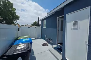 8118 Gentry Ave, North Hollywood, CA 91605 - Photo 27