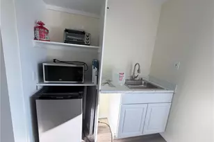 8118 Gentry Ave, North Hollywood, CA 91605 - Photo 39