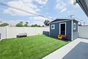 8118 Gentry Ave, North Hollywood, CA 91605 - Photo 33