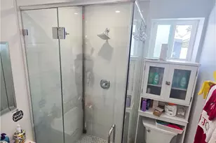 8118 Gentry Ave, North Hollywood, CA 91605 - Photo 25