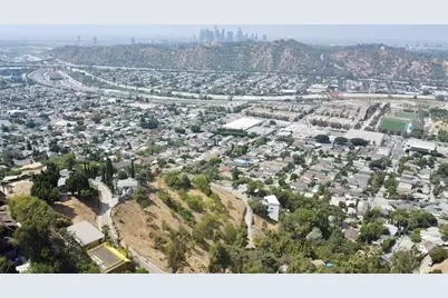 1539 N Cliff Drive, Los Angeles, CA 90065 - Photo 11