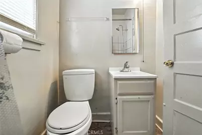 1050 S Berendo Street, Los Angeles, CA 90006 - Photo 21