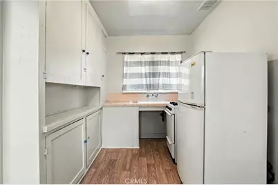 1050 S Berendo Street, Los Angeles, CA 90006 - Photo 15