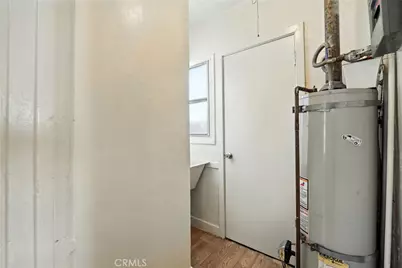 1050 S Berendo Street, Los Angeles, CA 90006 - Photo 17