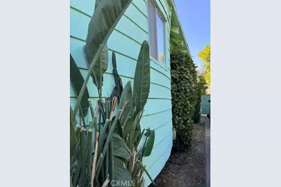 1199 W 38th Street, Los Angeles, CA 90037 - Photo 5