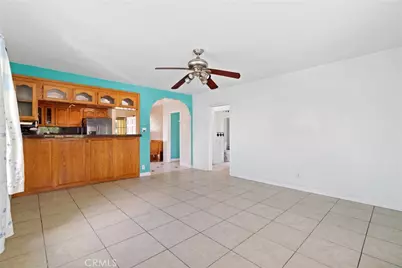 4633 Leonis Street, Commerce, CA 90040 - Photo 5