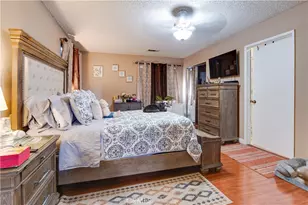 701 W 139th St, Compton, CA 90222 - Photo 25