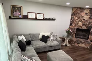 389 E Rancho Rd, Corona, CA 92879 - Photo 9