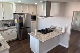 389 E Rancho Rd, Corona, CA 92879 - Photo 13