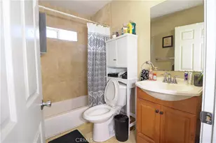 1424 W 49th St, Los Angeles, CA 90062 - Photo 7