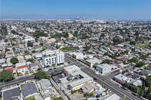 1424 W 49th St, Los Angeles, CA 90062 - Photo 25