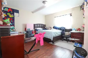 1424 W 49th St, Los Angeles, CA 90062 - Photo 17