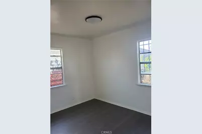 837 W W Gage Ave, Los Angeles, CA 90044 - Photo 7