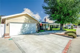 19631 Fairweather, Canyon Country, CA 91351 - Photo 3