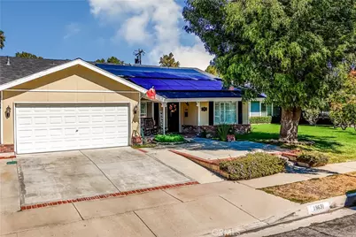 19631 Fairweather, Canyon Country, CA 91351 - Photo 5