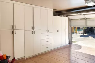 6000 Arbutus Ave, Huntington Park, CA 90255 - Photo 17