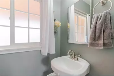 13329 Chase Street, Arleta, CA 91331 - Photo 7