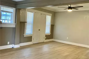 636 W 52nd, Los Angeles, CA 90037 - Photo 5