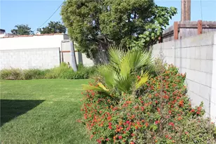 9812 S Denker, Los Angeles, CA 90047 - Photo 27