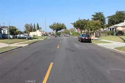 9812 S Denker, Los Angeles, CA 90047 - Photo 5