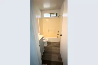 16043 Juniper, Hesperia, CA 92345 - Photo 9