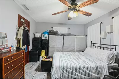 1038 Hollister St, San Fernando, CA 91340 - Photo 15