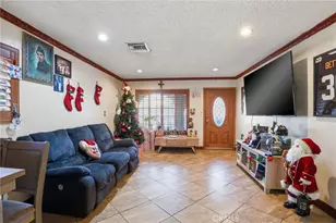 1038 Hollister St, San Fernando, CA 91340 - Photo 5