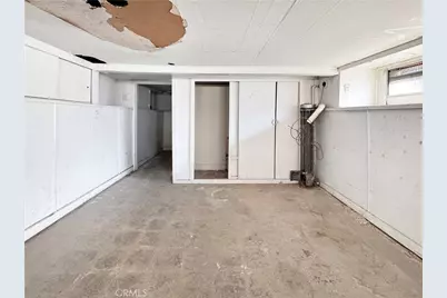 614 W 60th Street, Los Angeles, CA 90044 - Photo 19