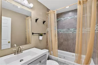 806 W Spruce Street, Compton, CA 90220 - Photo 19