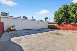 806 W Spruce St, Compton, CA 90220 - Photo 27