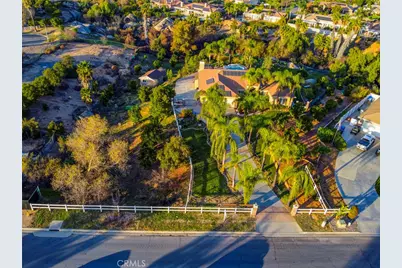 18120 Gentian Avenue, Riverside, CA 92508 - Photo 19