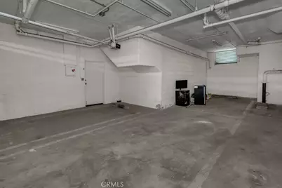 1733 Armacost, Los Angeles, CA 90025 - Photo 23