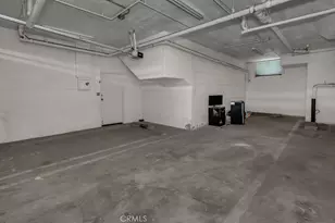 1733 Armacost, Los Angeles, CA 90025 - Photo 23