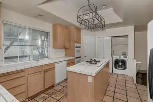 1733 Armacost, Los Angeles, CA 90025 - Photo 11