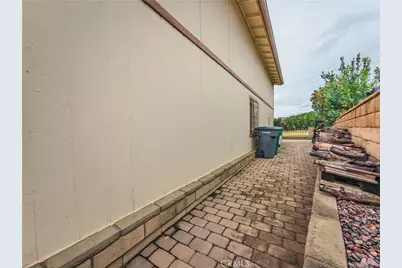 9465 Sharon Way, Calimesa, CA 92320 - Photo 13